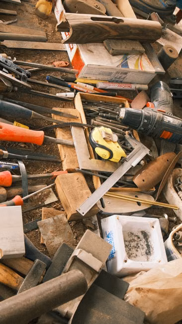 Canais e horário de atendimento da La Materiais Para Construcao
